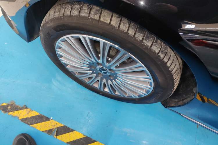 Used Mercedes-Benz E-Class 2022 Second Facelift E 300 L Luxury Edition
