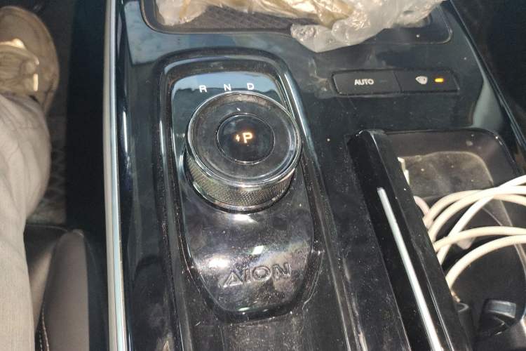 Used AION S Plus 2022 80 Tech Edition Gear Lever