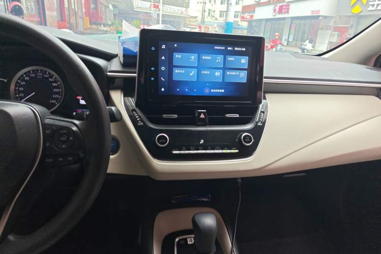 Used Toyota Corolla 2021 Dual-Motor 1.8L E-CVT Elite Edition