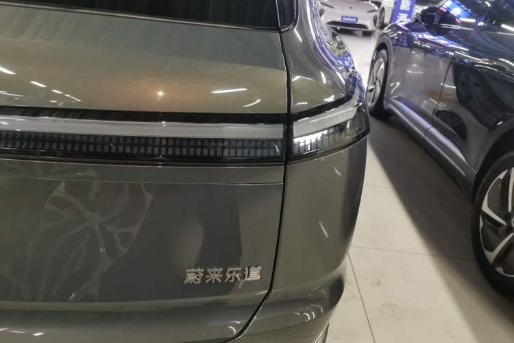 Used ONVO Luxeed L90 2025 Model—Max Six-Seater Version