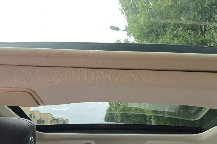 Used Jaguar XJ 2014 XJL 2.0T Two-Wheel-Drive Elegant Business Edition