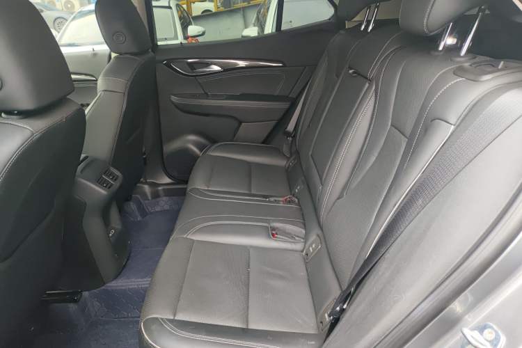 Used Buick Envision 2022 Encore S 652T Two-Wheel-Drive Luxury Model