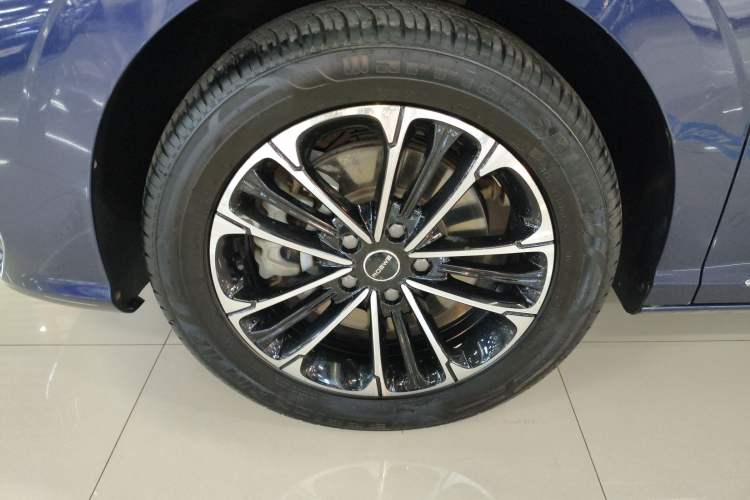 Used Roewe iMAX8 2021 400TGI Supreme Series Prestige Edition