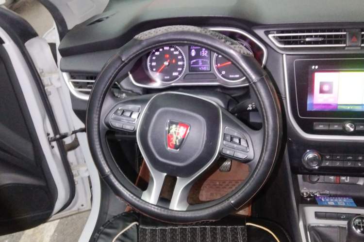 Used Roewe RX3 2018 1.6L Manual Flagship Edition
