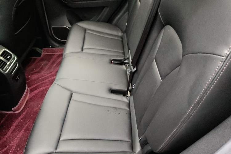 Used Haval H6 Coupe 2018 Red-Label 1.5T Automatic Two-Wheel Drive Ultra-Luxury Model
