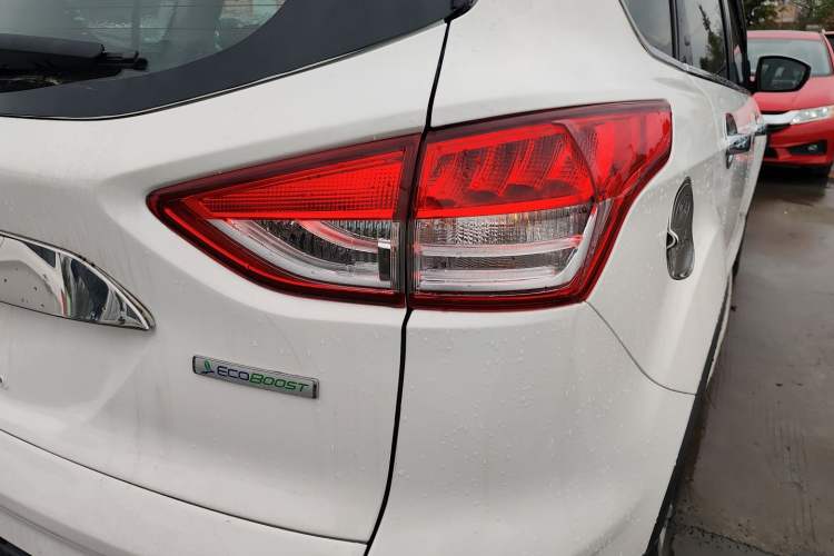 Used Ford Kuga 2015 1.5L GTDi Two-Wheel-Drive Comfort Model