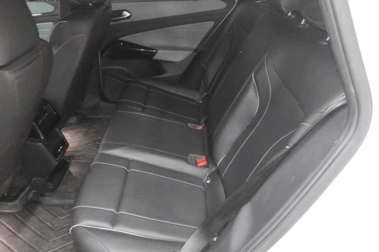 Used Volkswagen ID.4 X 2022 Pure Smart Edition Interior 4