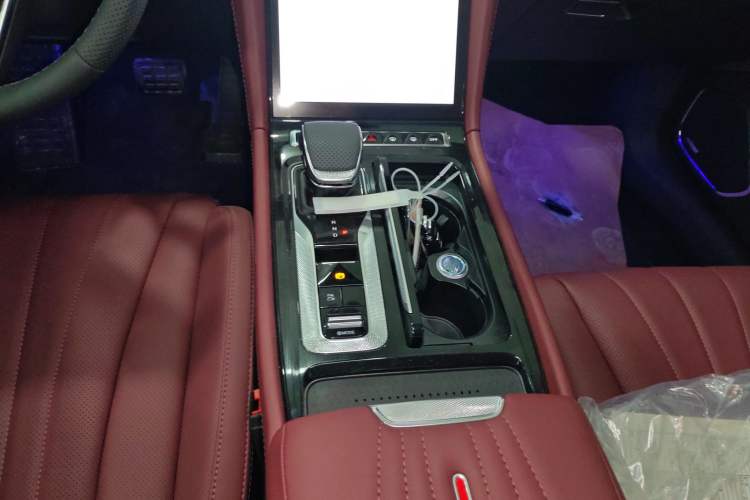 Used Hongqi H5 PHEV 2025 170 Super Hybrid Version
