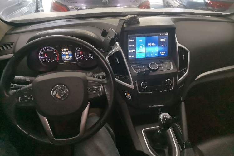Used Dongfeng Aeolus AX7 2016 2.0L Manual Zhiyi Trim