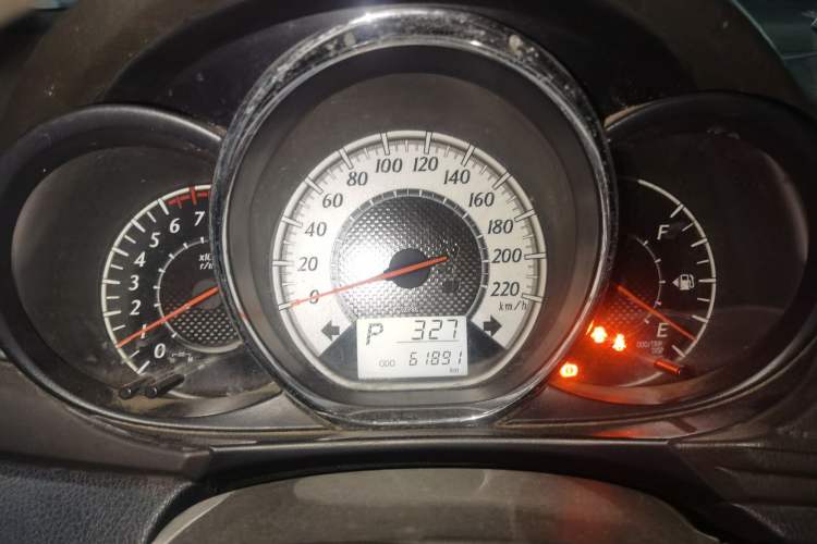 Used Toyota YARiS L Zhi Xuan 2015 1.5G Automatic Xuan Dong Sunroof Special Edition