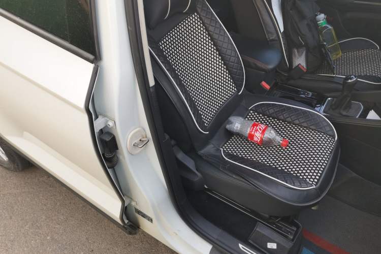 Used Jetta VS5 2023 280TSI Manual Entry-Level Model Right Front Seat