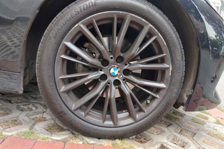 Used BMW 3 Series 2023 325Li M Sport Night Edition Package Exterior 7