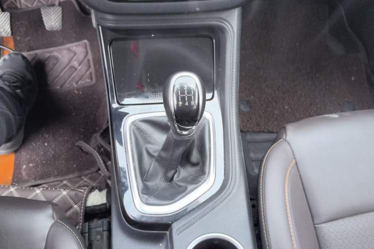 Used Changan CS35PLUS 2019 1.6L Manual E-Link Upgrade Edition
