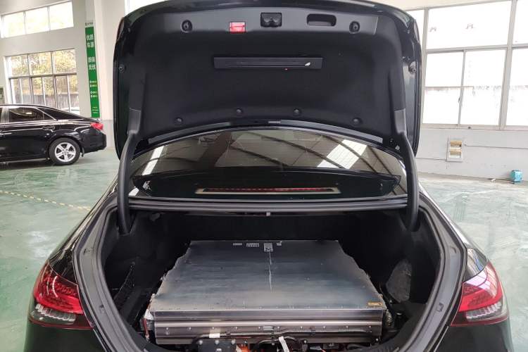 Used Mercedes-Benz E-Class New Energy 2022 Facelift E 350 e L Plug-in Hybrid Sedan
