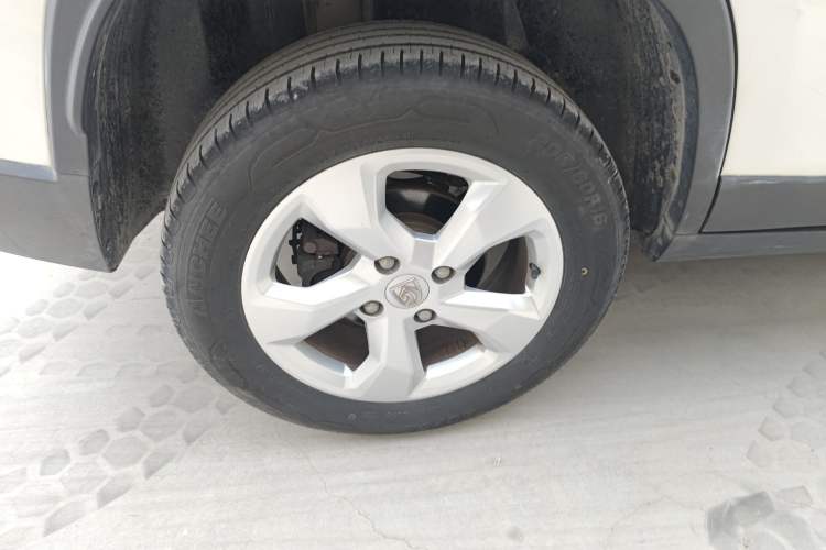 Used Baojun 510 2017 1.5L Manual Fashion Model
