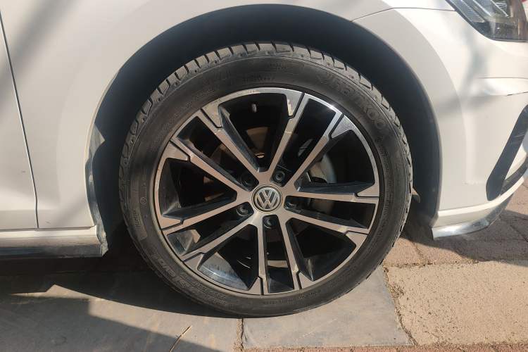 Used Volkswagen Golf 2020 Charming Edition 280TSI DSG R-Line