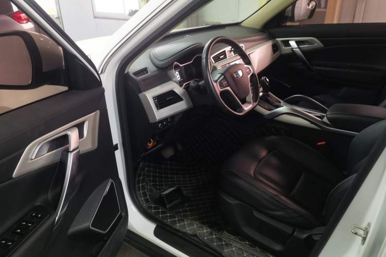 Used Geely Auto Emgrand X7 Sport 2018 1.8TD Automatic Two-Wheel Drive Zhiya Model Driver Seat