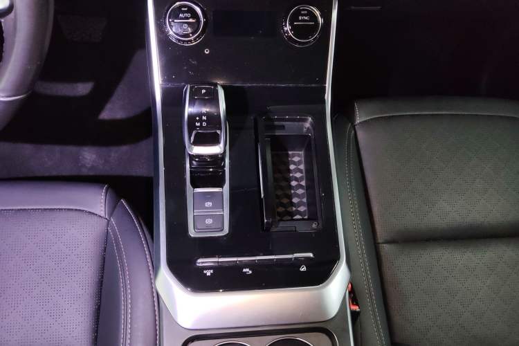 Used Chery Tiggo 8 2019 1.6 TGDI Automatic Luxury Model