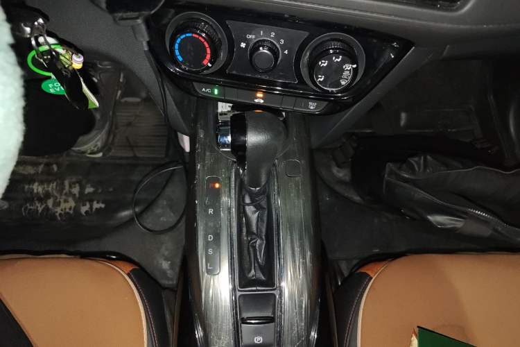 Used Honda XR-V 2015 1.8L EXi CVT Comfort Version