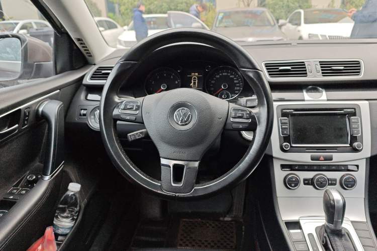 Used Volkswagen Magotan 2013 1.8TSI Luxury Model
