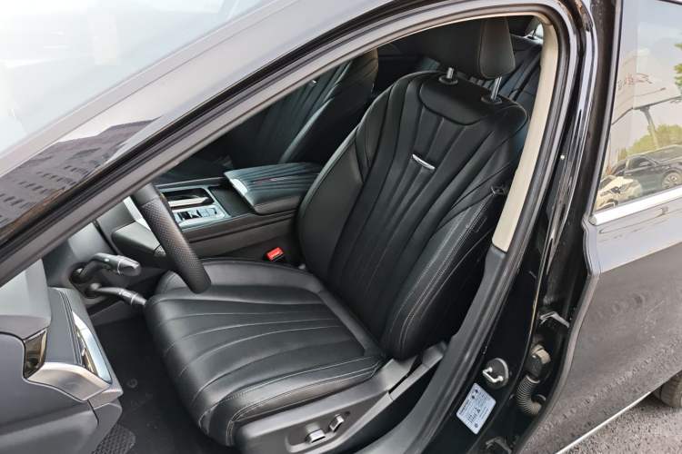 Used Hongqi H5 2024 1.5T DCT Smart Connect Flagship Edition Left Front Seat