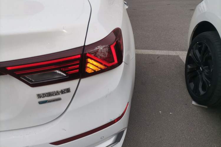 Used Kia K3 2019 1.5L CVT Smart Connectivity Version Right Rear Taillight