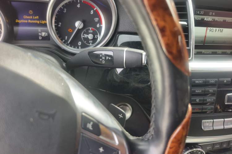 Used Mercedes-Benz GL-Class 2014 GL 350 CDI 4MATIC Gear Lever