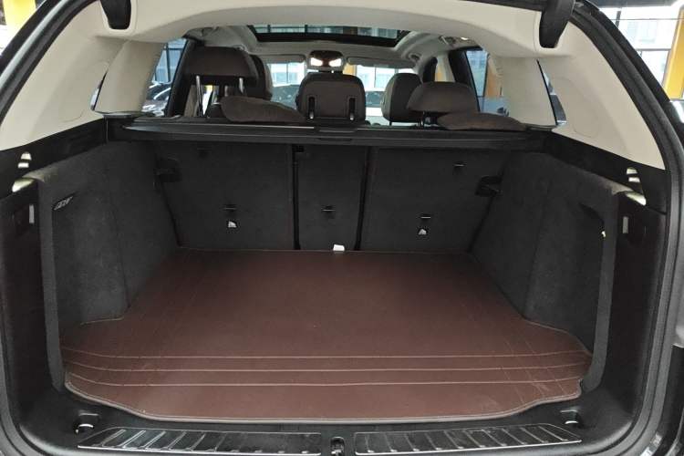 Used BMW X3 2021 xDrive28i M Sport Package Trunk