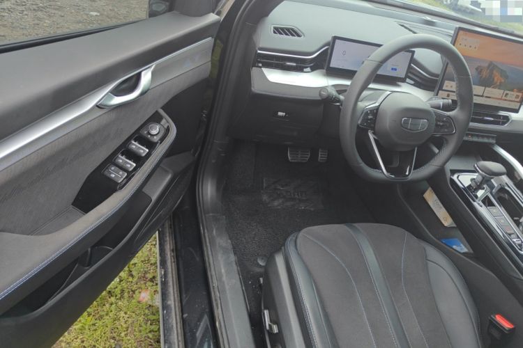 Used Geely Auto Preface 2025 Dongfang Yao 2.0TD Lanxing Edition Driver Seat