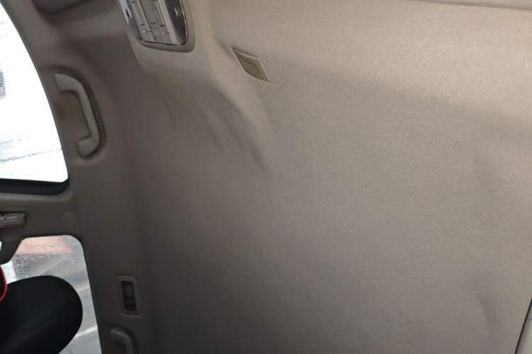 Used Haval H6 Coupe 2015 Blue-Label Facelift 2.0T Manual Two-Wheel Drive Urban Version
