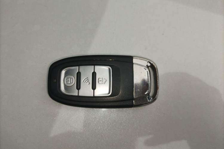 Used Peugeot 408 2018 Revised 350THP Automatic Luxury Edition Interior 1