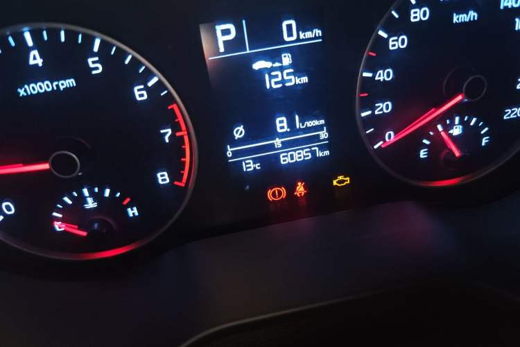 Used Kia K2 2017 Sedan 1.4L Automatic Transmission 15th Anniversary Special Edition GLS
