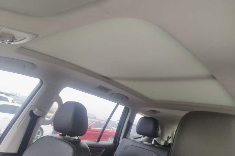 Used Roewe RX8 2019 30T Two-Wheel Drive Supreme Flagship Edition