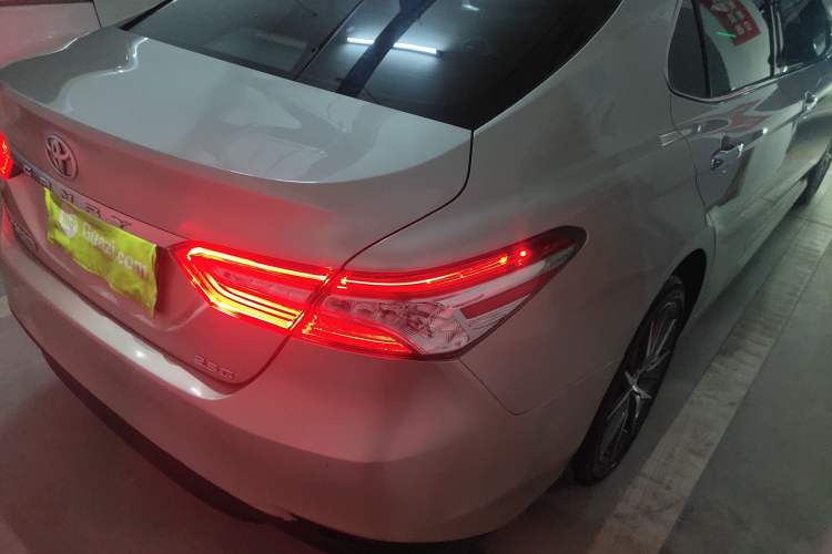 Used Toyota Camry 2021 2.5G Luxury Edition Right Rear Taillight