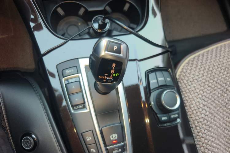 Used BMW X3  Gear Lever