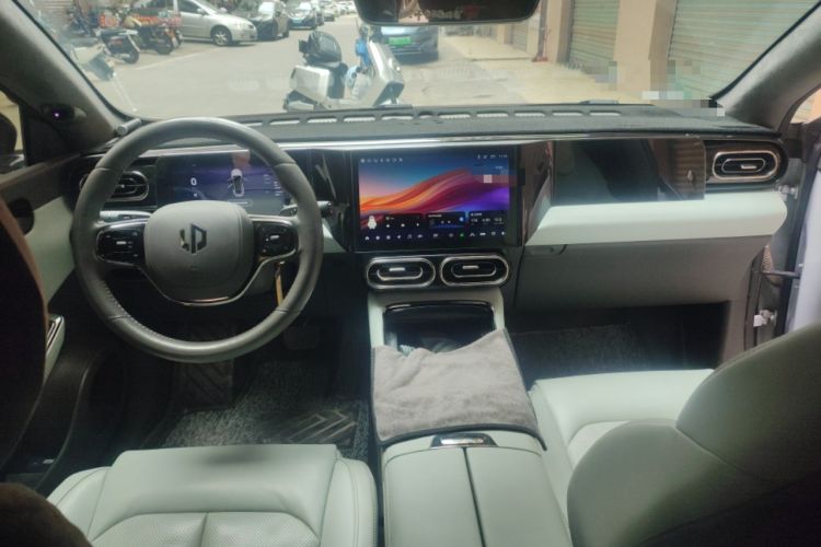 Used Leapmotor C01 2022 Rear-Drive Long-Range Version Center Console