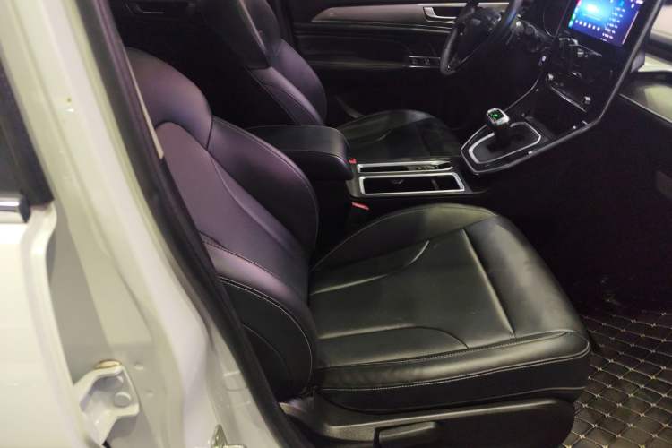 Used Haval M6 2021 PLUS 1.5T DCT Luxury Smart Connectivity Model
