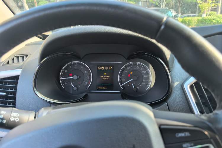 Used Dongfeng Aeolus AX7 2016 2.3L Automatic ZhiZun Version