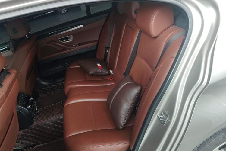 Used BMW 5 Series 2017 528Li Leading Model
