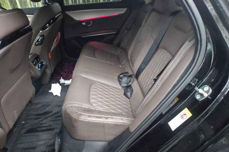 Used BYD Han 2024 EV Glory Edition 506KM Front-Wheel-Drive Premium Model
