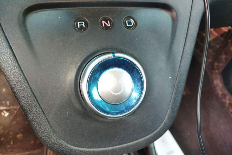 Used ORA White Cat 2020 305 km Luxury Version Gear Lever