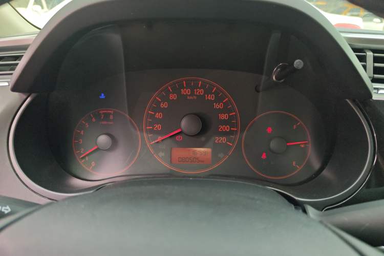 Used Honda City 2015 1.5L manual Comfort version