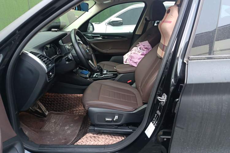 Used BMW X3 2018 xDrive25i M Sport Package China VI Left Front Seat