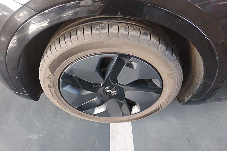 Used ONVO L60 2024 60 kWh Rear-Drive Version