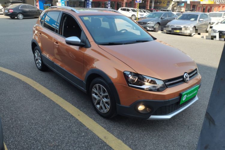 Used Volkswagen Polo 2014 1.6L Cross Polo Automatic
