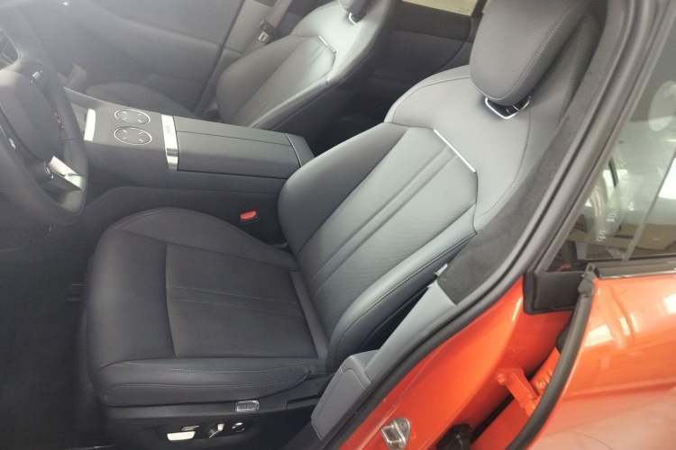 Used Xiaomi Auto YU7 2025 Ultra-Long Range High-Performance All-Wheel-Drive Max Edition