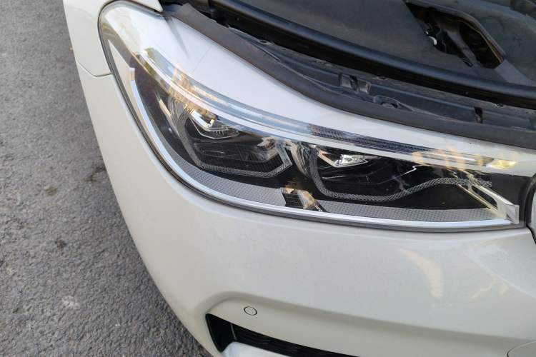 Used BMW 6 Series GT 2019 630i M Sport Package Right Front Headlight