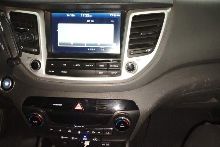 Used Hyundai Tucson 2018 1.6T Dual-Clutch Two-Wheel Drive 15th Anniversary Special Edition Audio And AC Panel