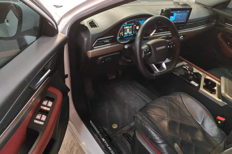 Used JETOUR X70 2023 1.5T DCT Overpass PRO+ Edition 7 Seats Driver Seat