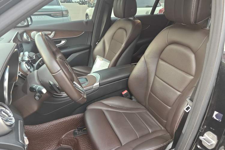 Used Mercedes-Benz GLC 2021 GLC 300 L 4MATIC Dynamic Model
